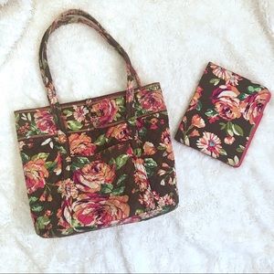 🌹 Vera Bradley matching rose tote & iPad cover 📱